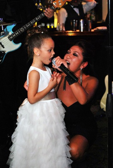 Jenn & Little Songstress